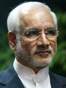 آقازاده استعفا کرد